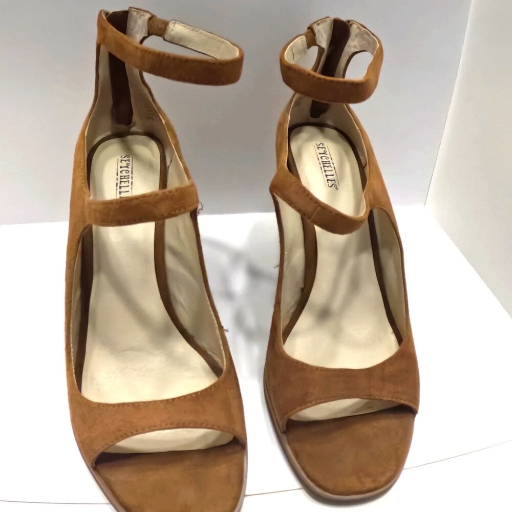 SEYCHELLES HEELS SANDAL WOMEN SIZE 8.5   TAN - BROWN COLOR